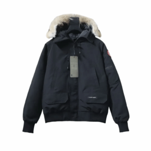 Canada Goose Short black down jacket