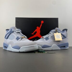 Jordan 4 UNC Tar Heels PE