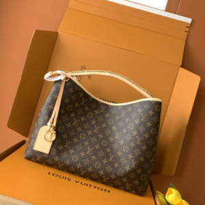 LV Again M25877 53x30x15.5cm