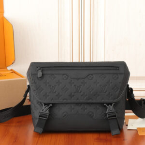 LV Messenger Voyager PM M25121 33x22.5x11CM