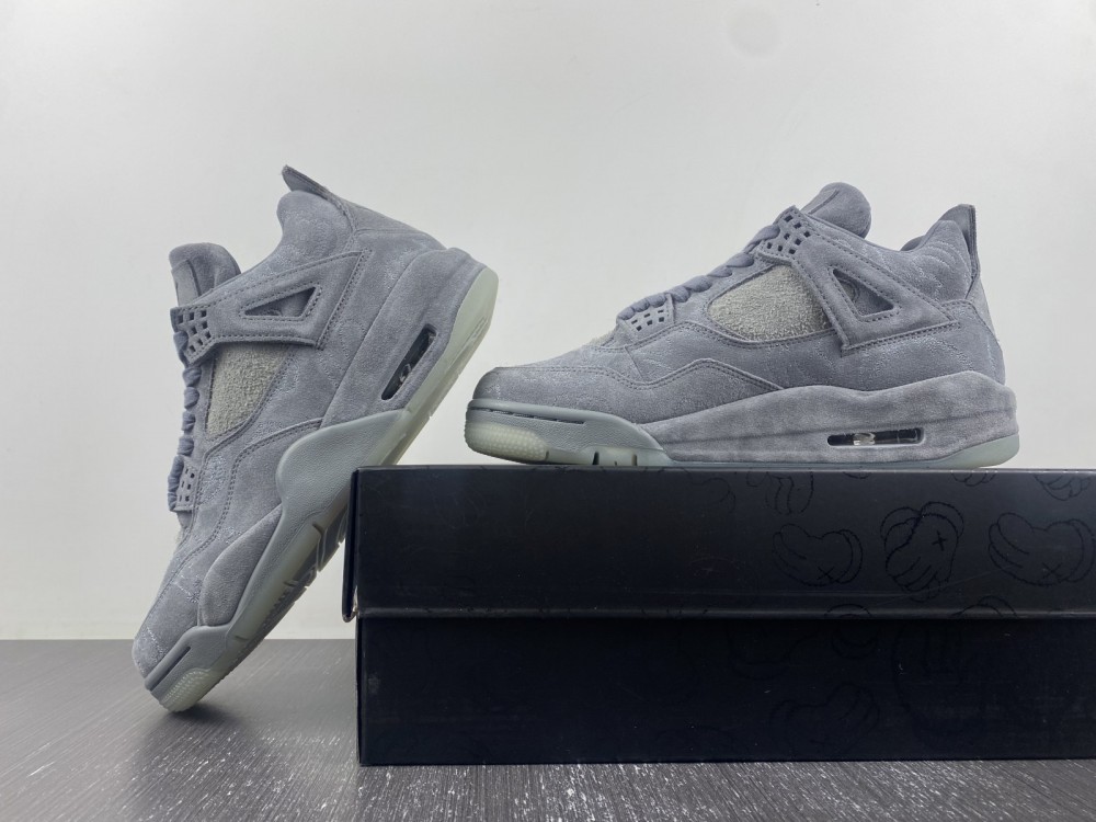 Jordan 4 Retro Kaws - Image 5