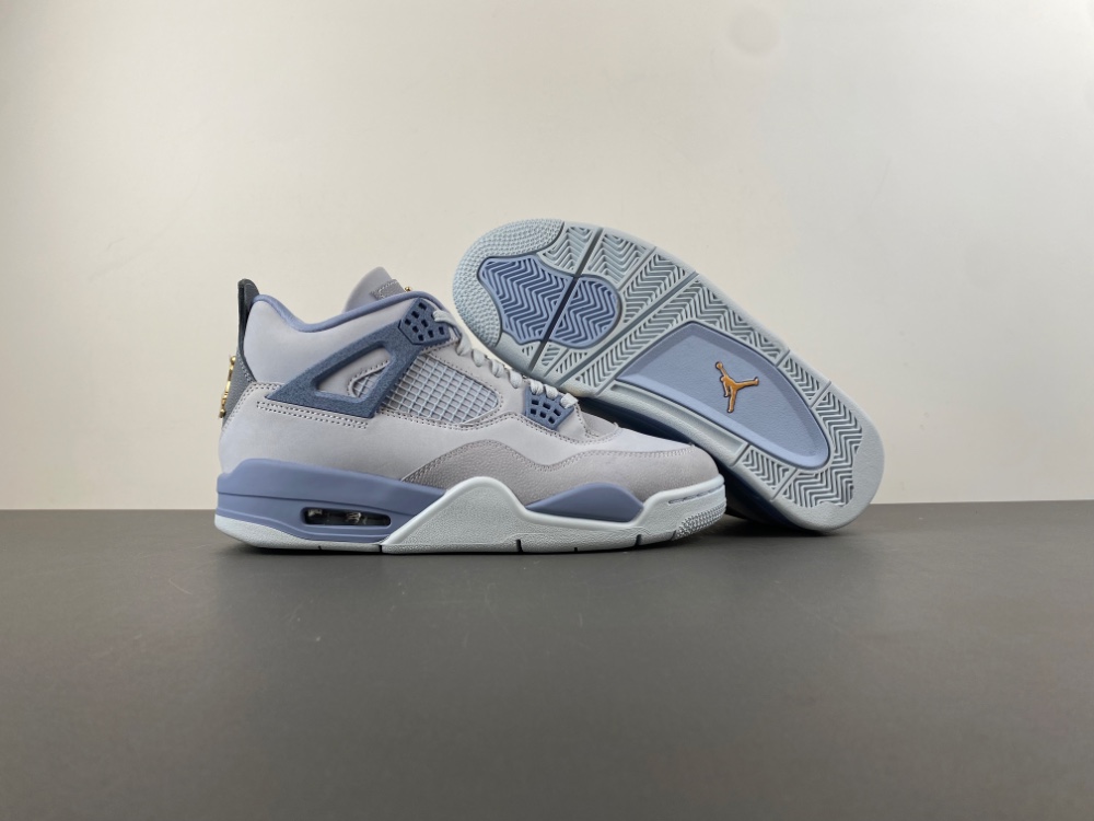 Jordan 4 UNC Tar Heels PE - Image 4