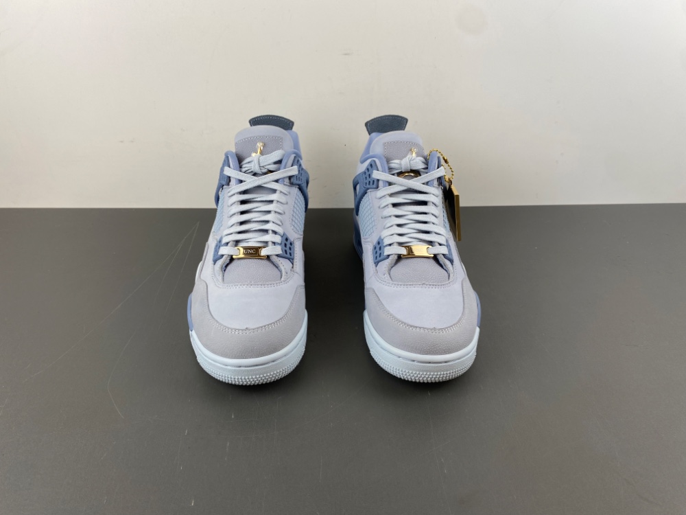 Jordan 4 UNC Tar Heels PE - Image 5