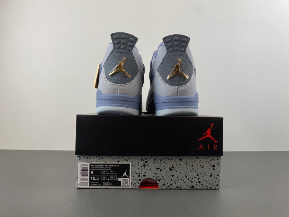 Jordan 4 UNC Tar Heels PE - Image 3