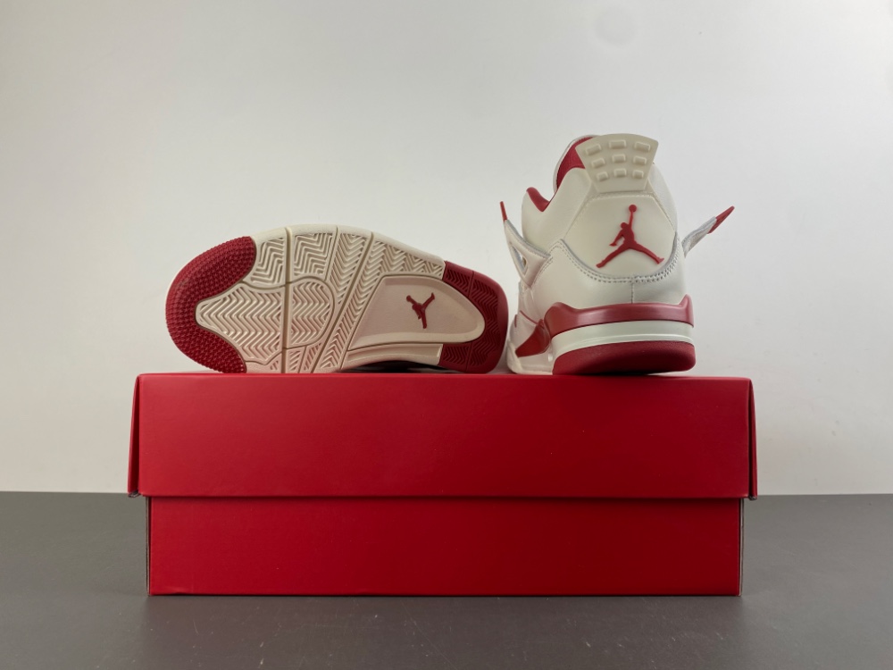 Air Jordan 4 “ Valentine's Day Beige and Red" - Image 6